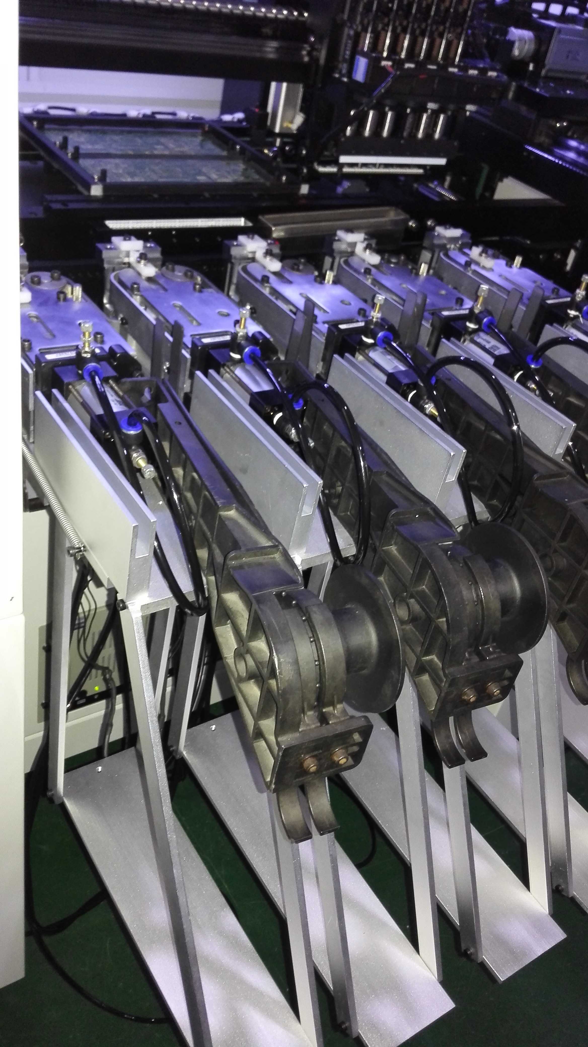 SMT,THT,PCB,PCBA,AI,wave soldering,reflow oven,nozzle,feeder,wave soldering,PCB Assembly, LED, LED lamp, LED display,
