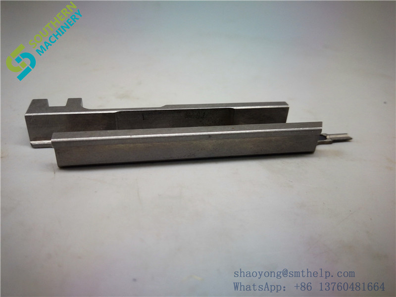 PUSHER 108711001801 N210044353AA 104131001801