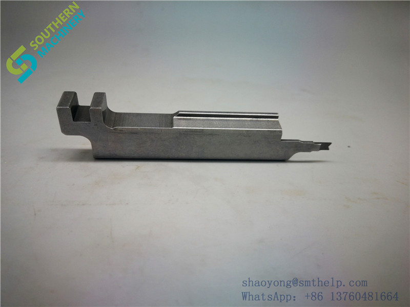 PUSHER N210044355AA 108711001901 104131001901