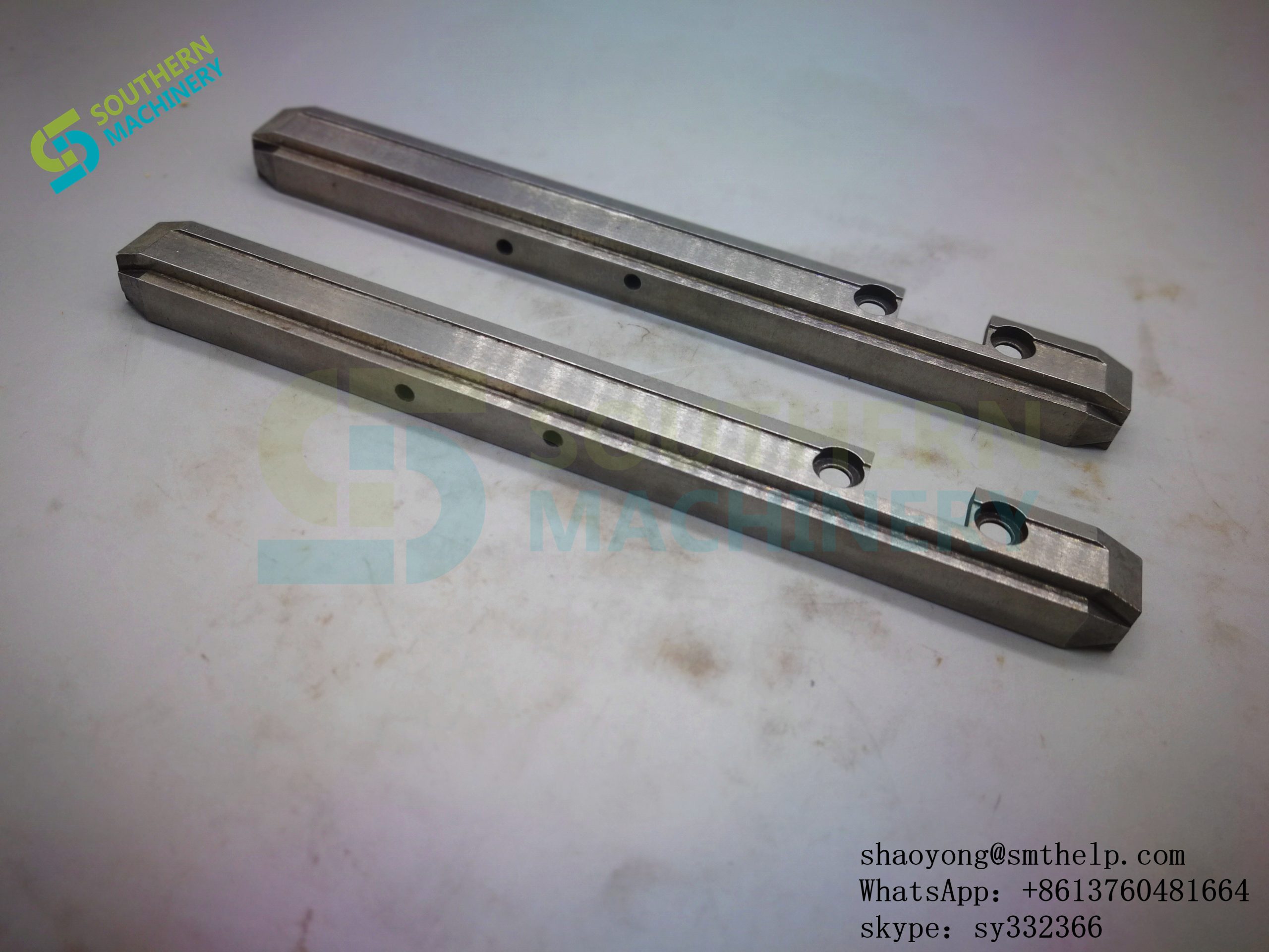 52366701 SUPPORT CLIP (3)