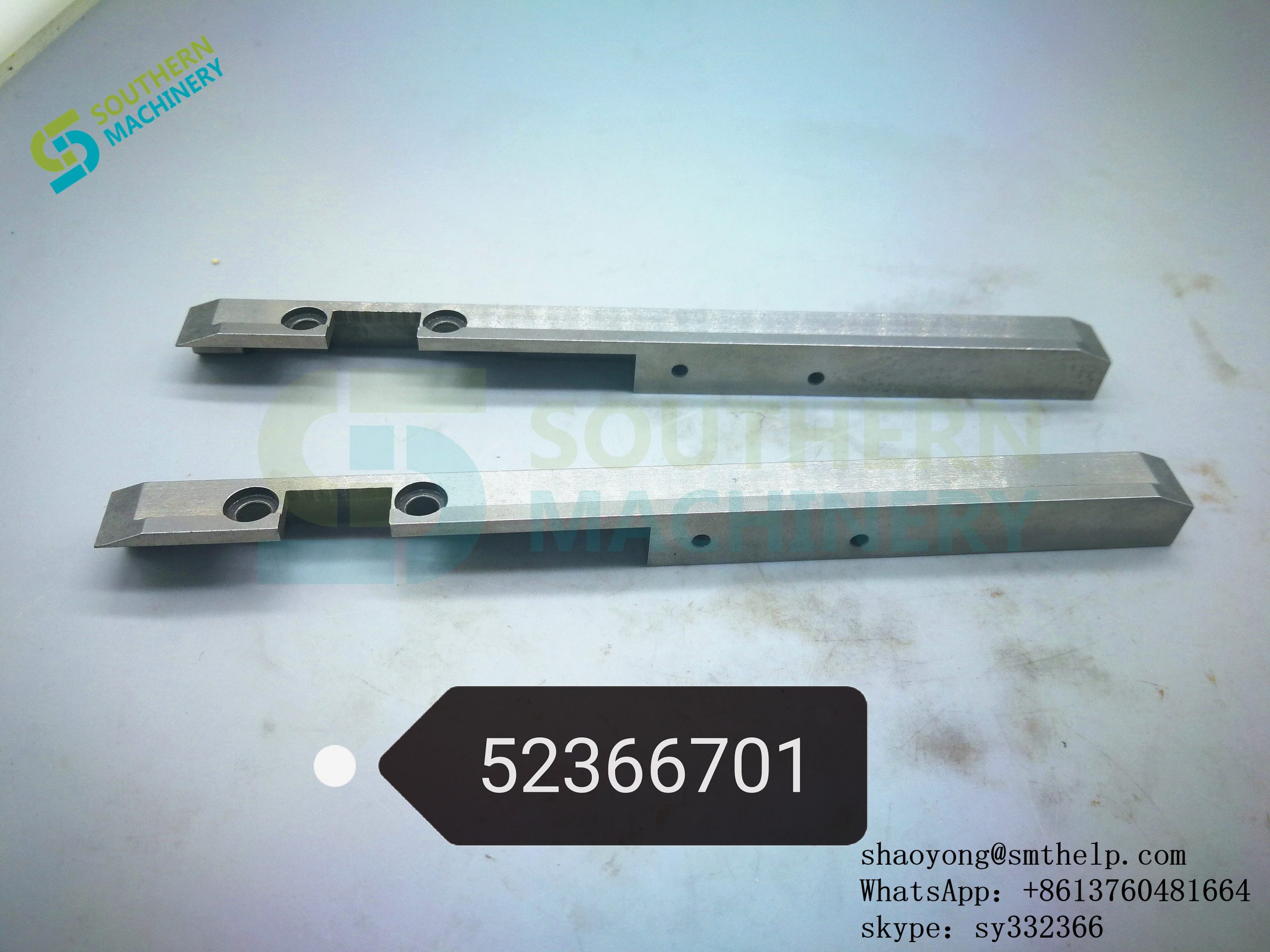 52366701 SUPPORT CLIP (3)