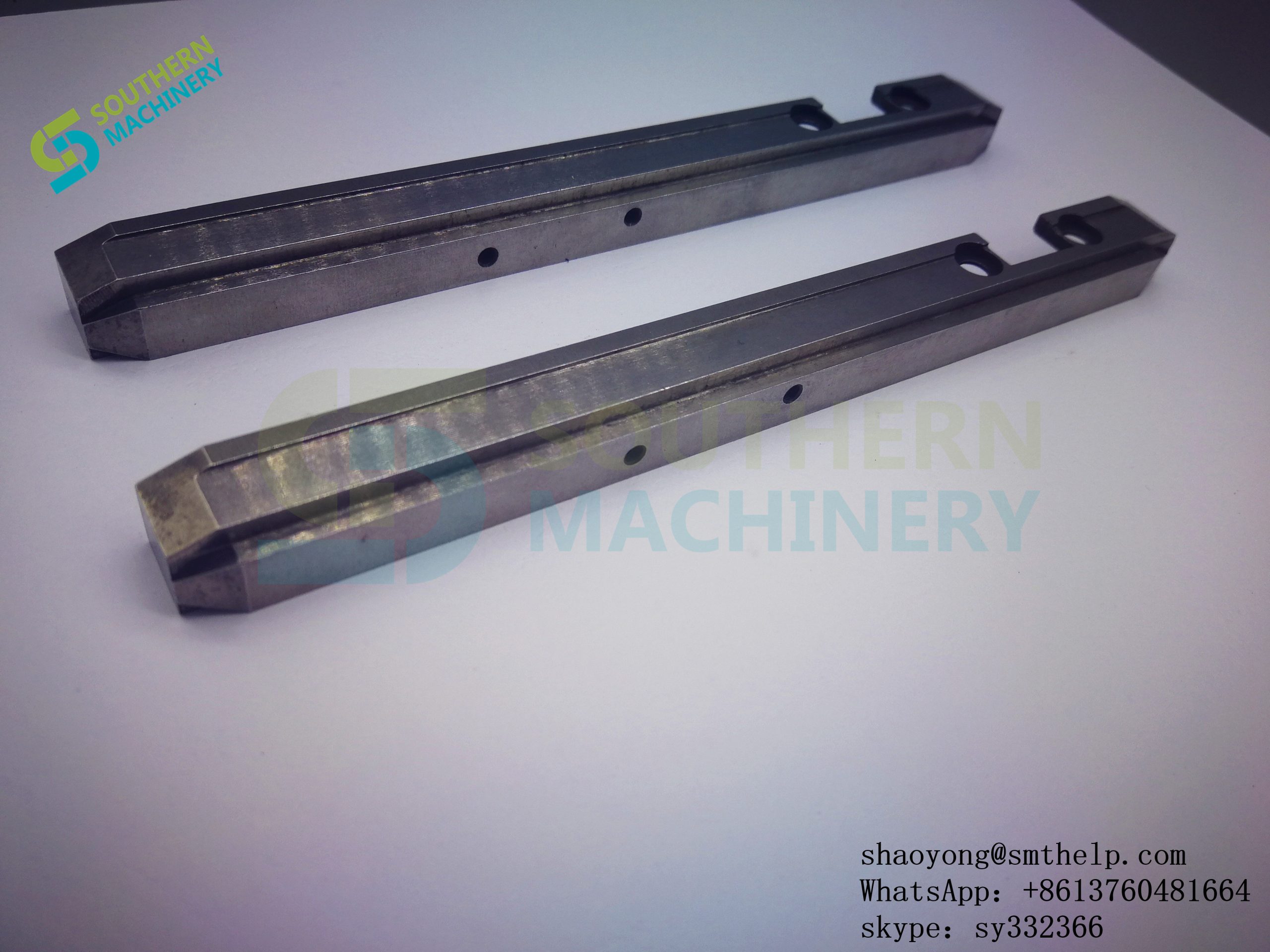 52366701 SUPPORT CLIP (3)