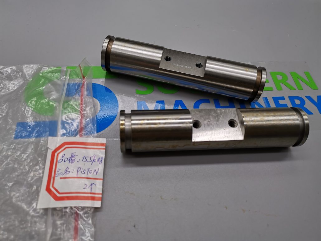 1559048 Piston